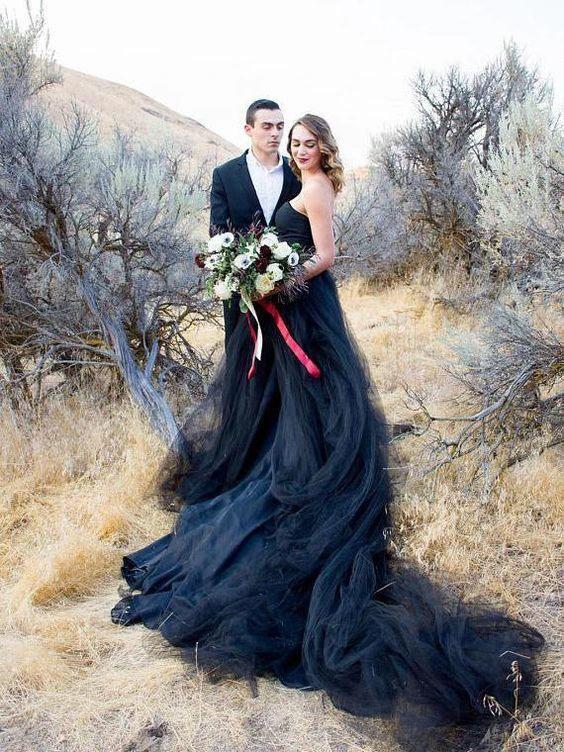 Elegant Long A-line Strapless Tulle Black Wedding Dress (ZD15125)