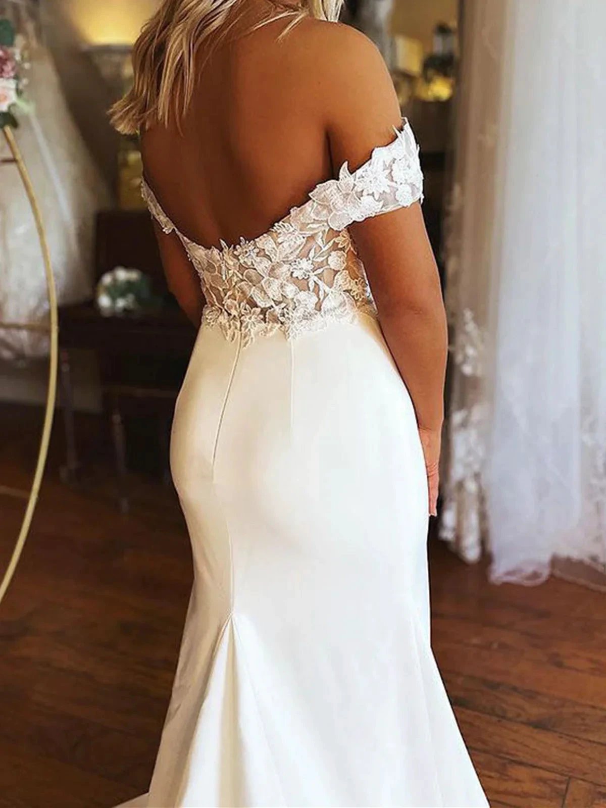 Elegant Long Mermaid Off the Shoulder Satin Lace Wedding Dresses (ZD15774)