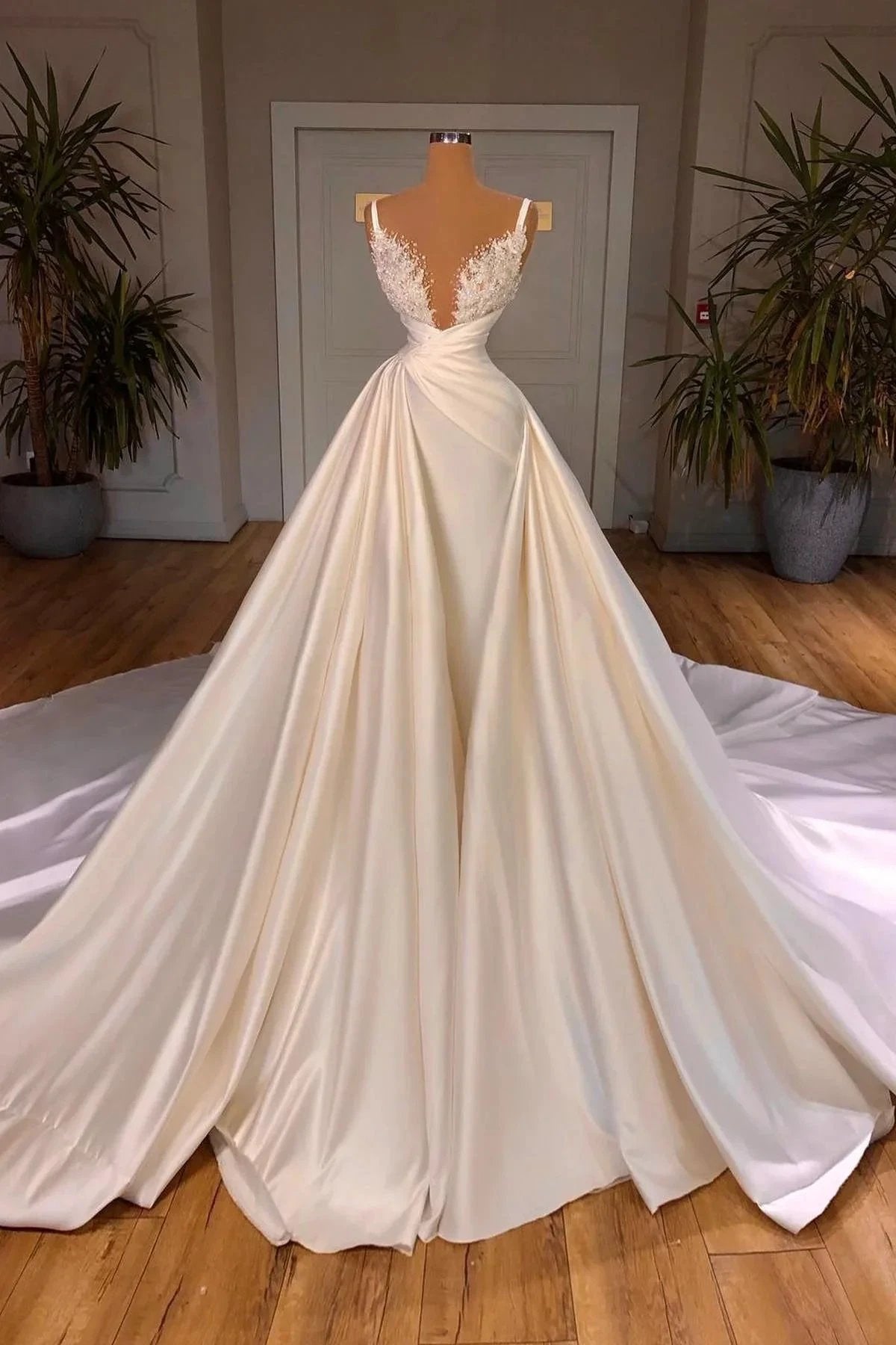 Elegant Long Mermaid V-neck Spaghetti Strap Satin Lace Wedding Dress (ZD16721)