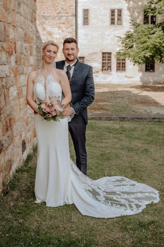 Elegant Long White Mermaid Sleeveless Lace Backless Wedding Dress with Train (ZD15548) - VelvetHem