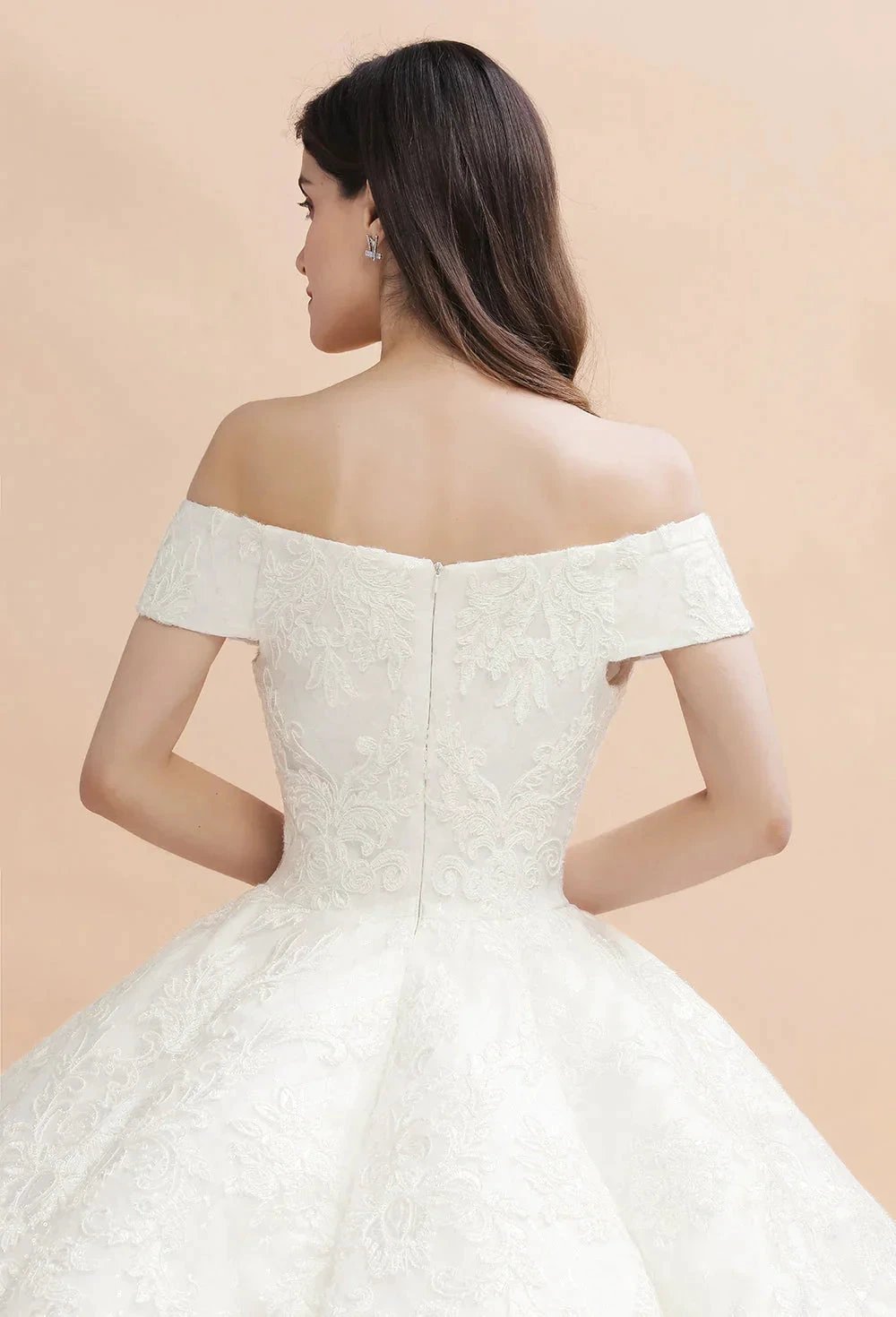 Elegant Off-the-Shoulder White Lace Appliques Bridal Gowns Wedding Dress (ZD14771)