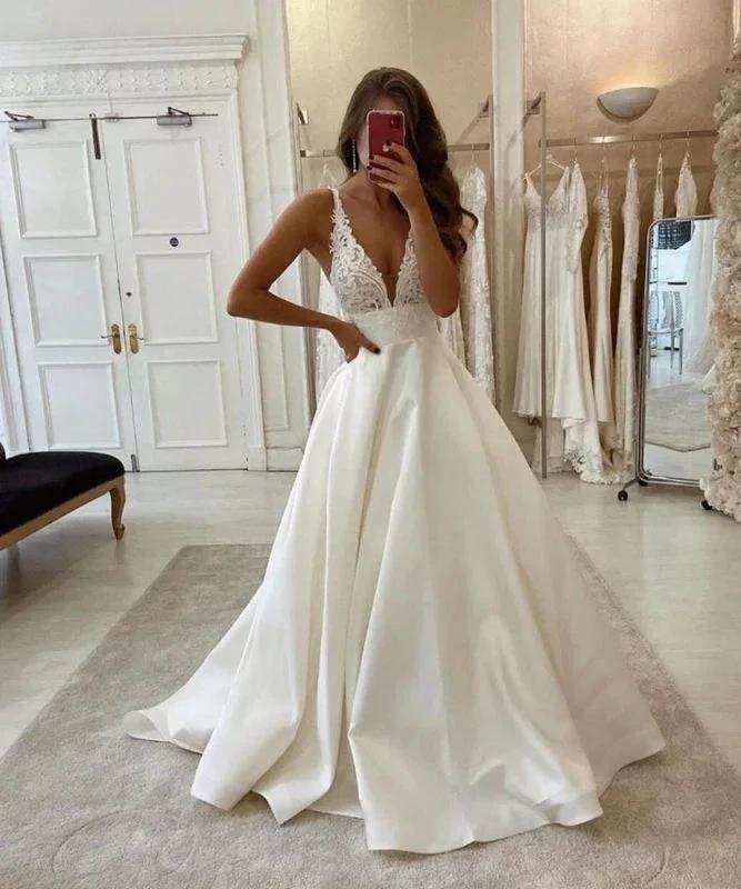 Elegant Sleeveless Tulle Backless A-Line Wedding Dresses With Lace (ZD14644)
