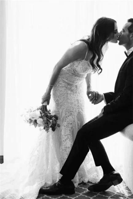 Elegant White V-neck Backless Mermaid Wedding Dresses With Lace (ZD14636)