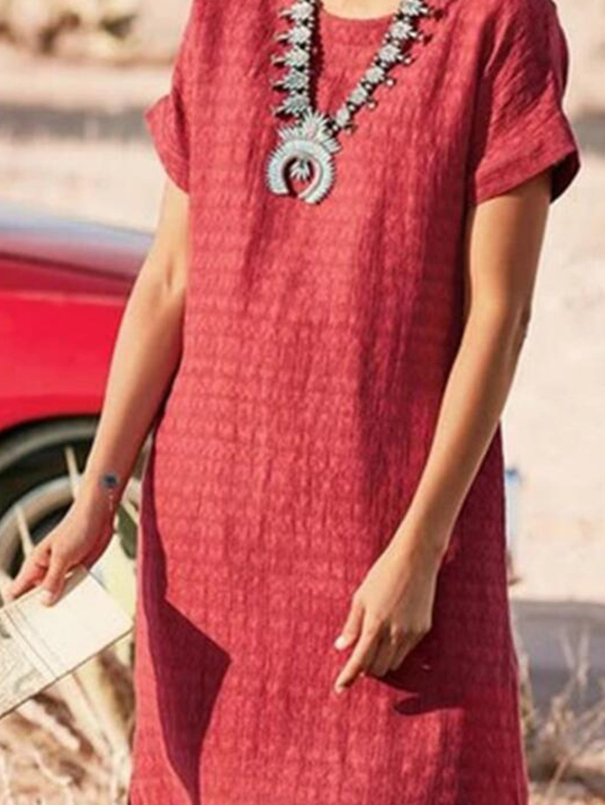Beautifully Crafted Dress in a Classic Style