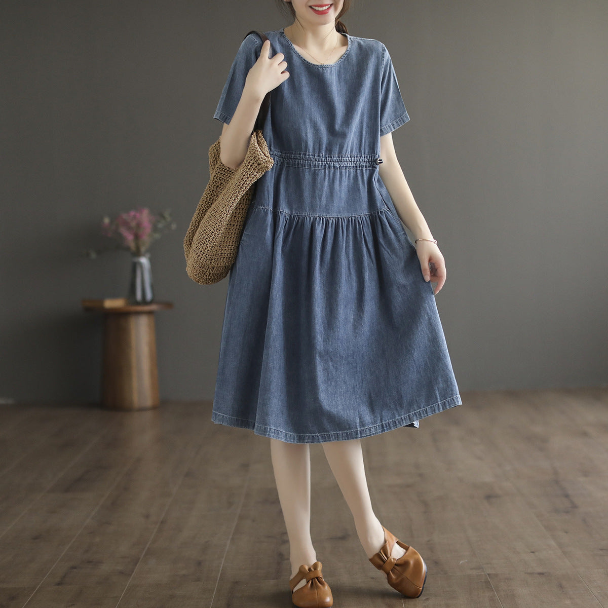 Sophisticated Dress with a Clean Classic Look