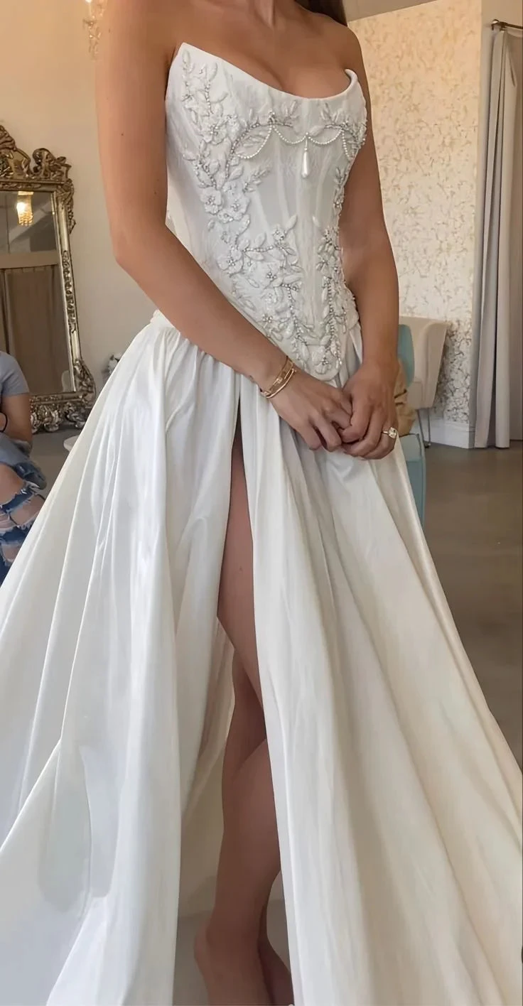 Beautiful Strapless White Lace Satin Beaded Prom Dress Vintage Wedding Dress (ZD13570) - VelvetHem