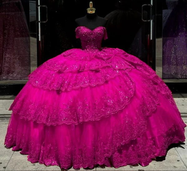 Luxury Red Quinceanera Dress with Crystal Beading Lace Appliques Sweet 16 15 Ball Gown fg6302 - View 4 | VelvetHem