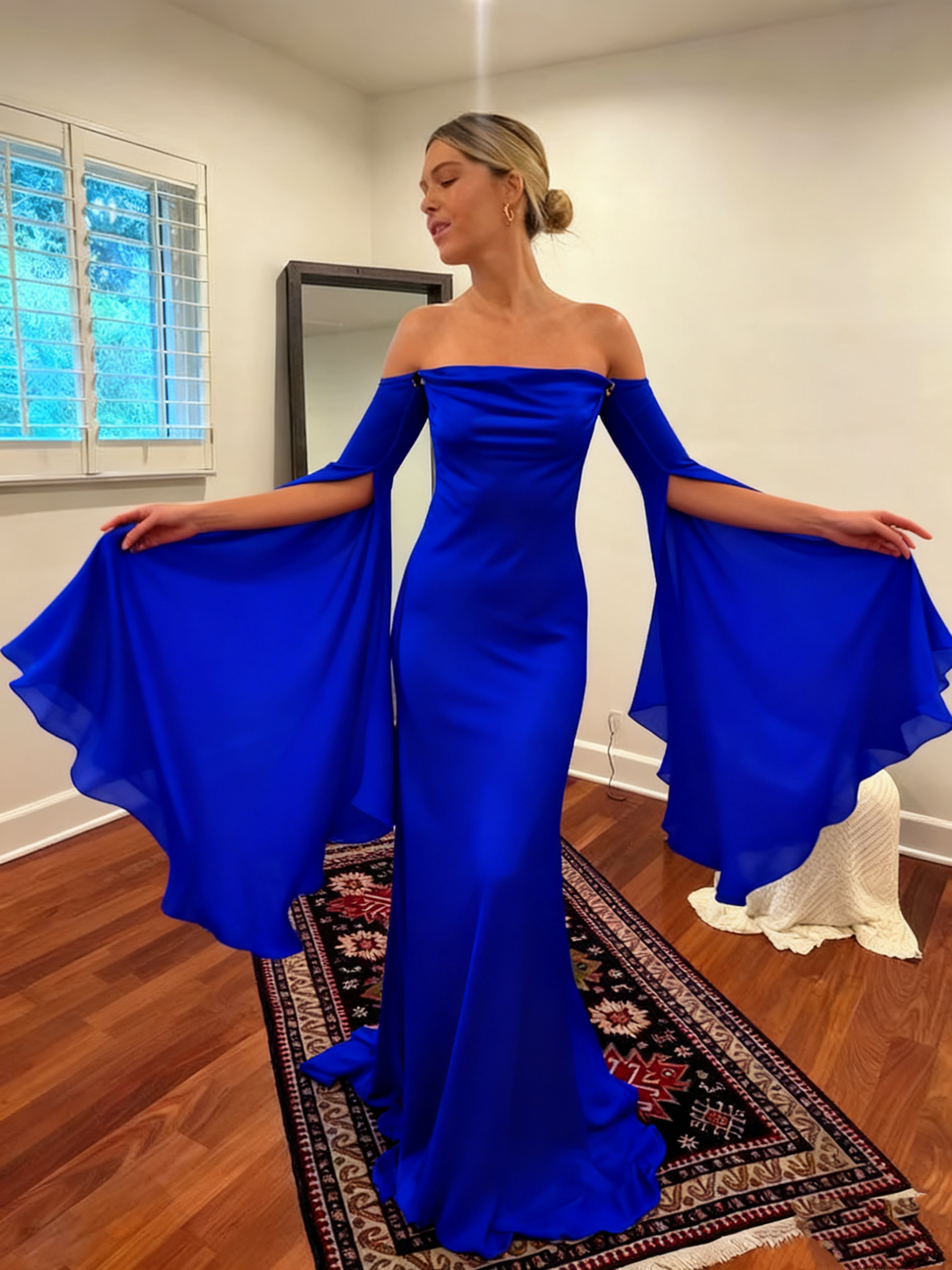 Wedding Dresses Soft Satin Long Floor Length Open Back Simple Bridal Gown With Detachable Flare Sleeves fg6409 - View 4 | VelvetHem
