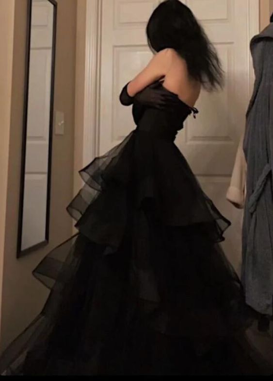 Sweetheart Black Rufflue Long Prom Evening Dress Y1624 - VelvetHem
