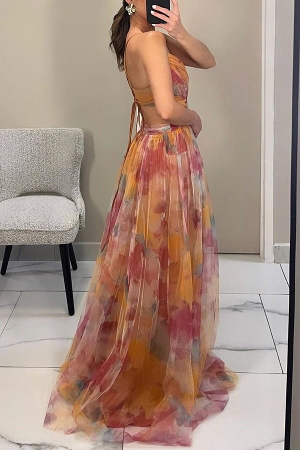 Paty Elegant Maxi Dress in an Elegant Floral Print for Women