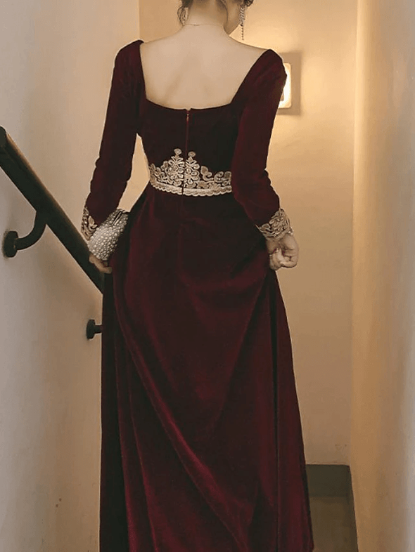 A-Line Elegant Vintage Wedding Guest Formal Evening Valentine's Day Dress Scoop Neck Long Sleeve Floor Length Velvet with Appliques ,Floor Length Prom Dress