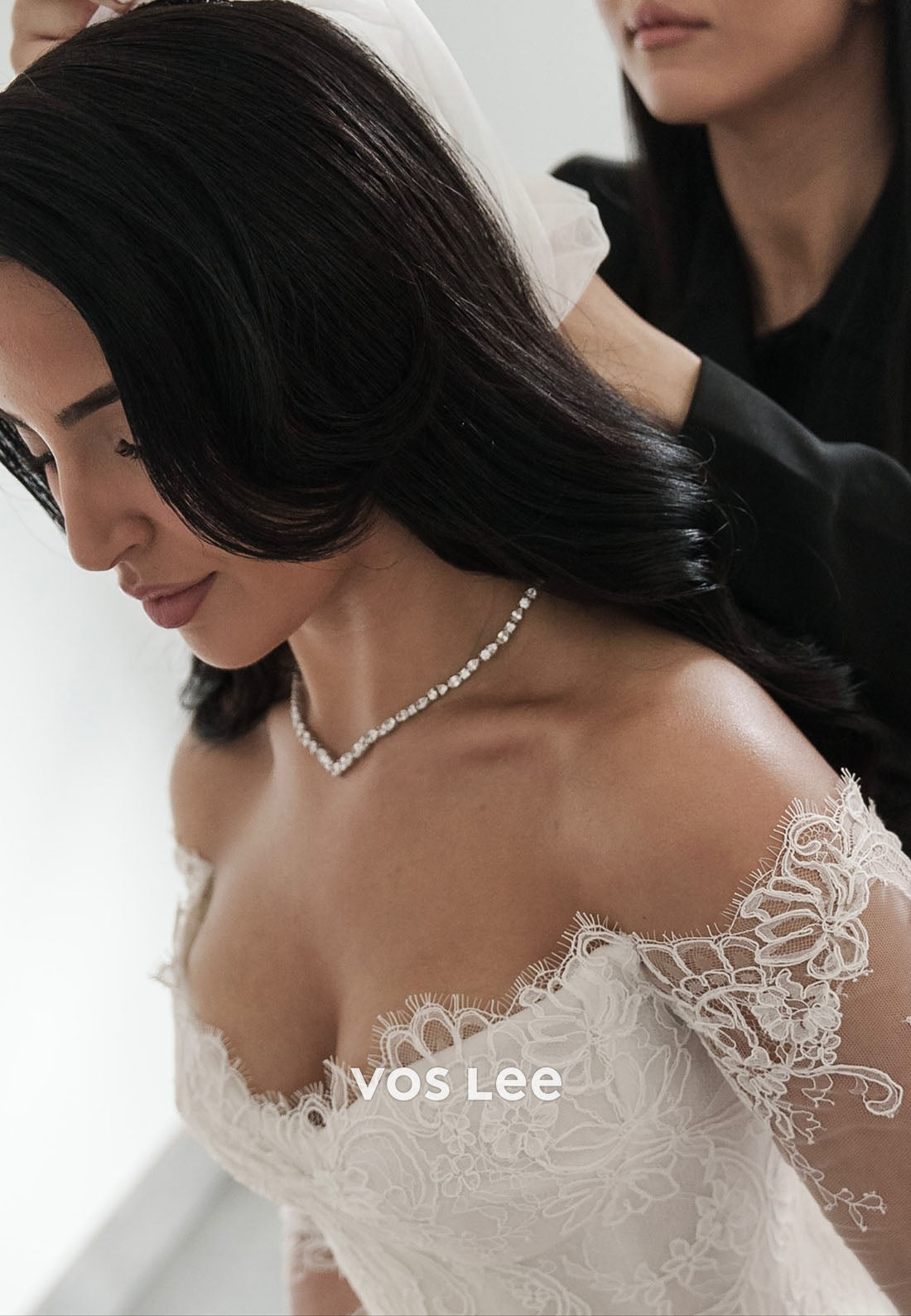 Glamorous Off the Shoulder Sheer Lace Long Sleeve Mermaid Wedding Dress Bridal Gown