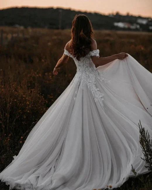 Gorgeous A-line Off-the-shoulder Wedding Dresses with Lace (ZD16589)