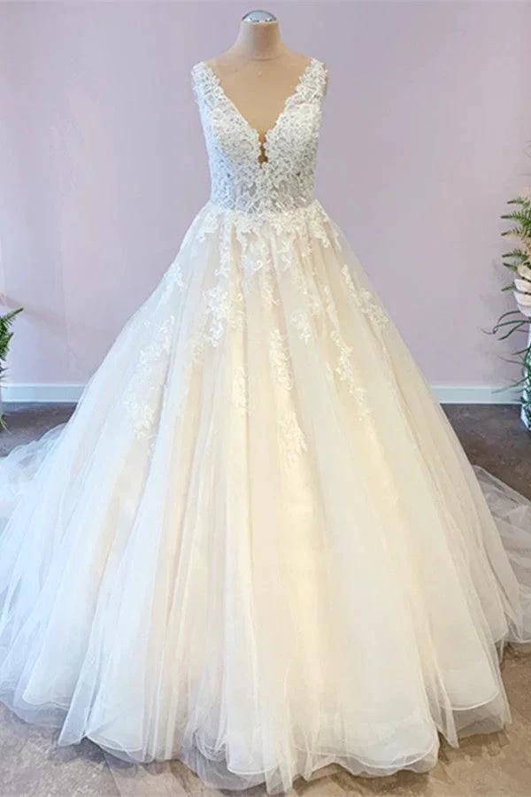 Gorgeous Long A-Line Tulle Wedding Dress With Appliques Lace (ZD15240)