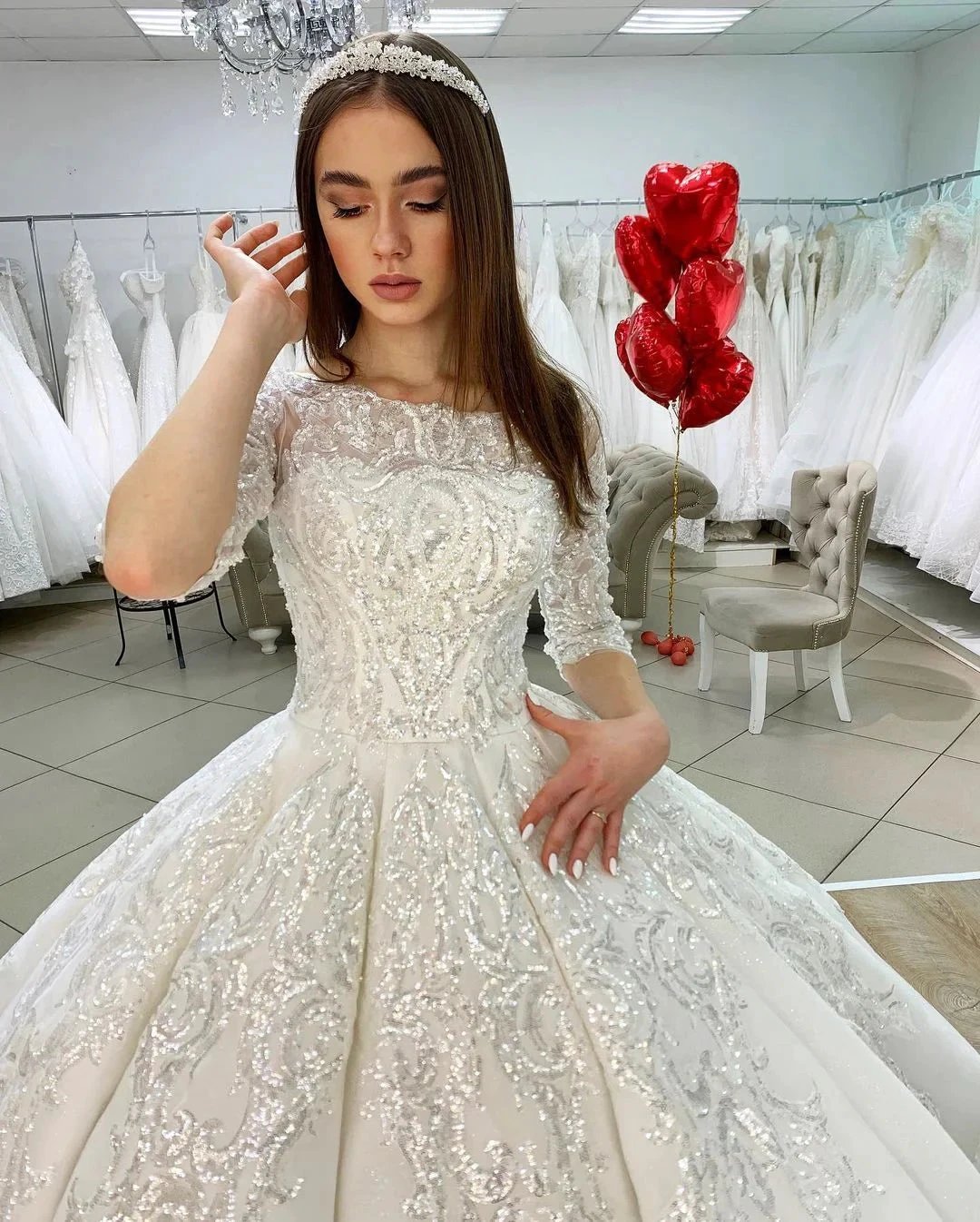 Gorgeous Long Princess Satin Bateau Appliques Lace Wedding Dress with Sleeves (ZD15050)