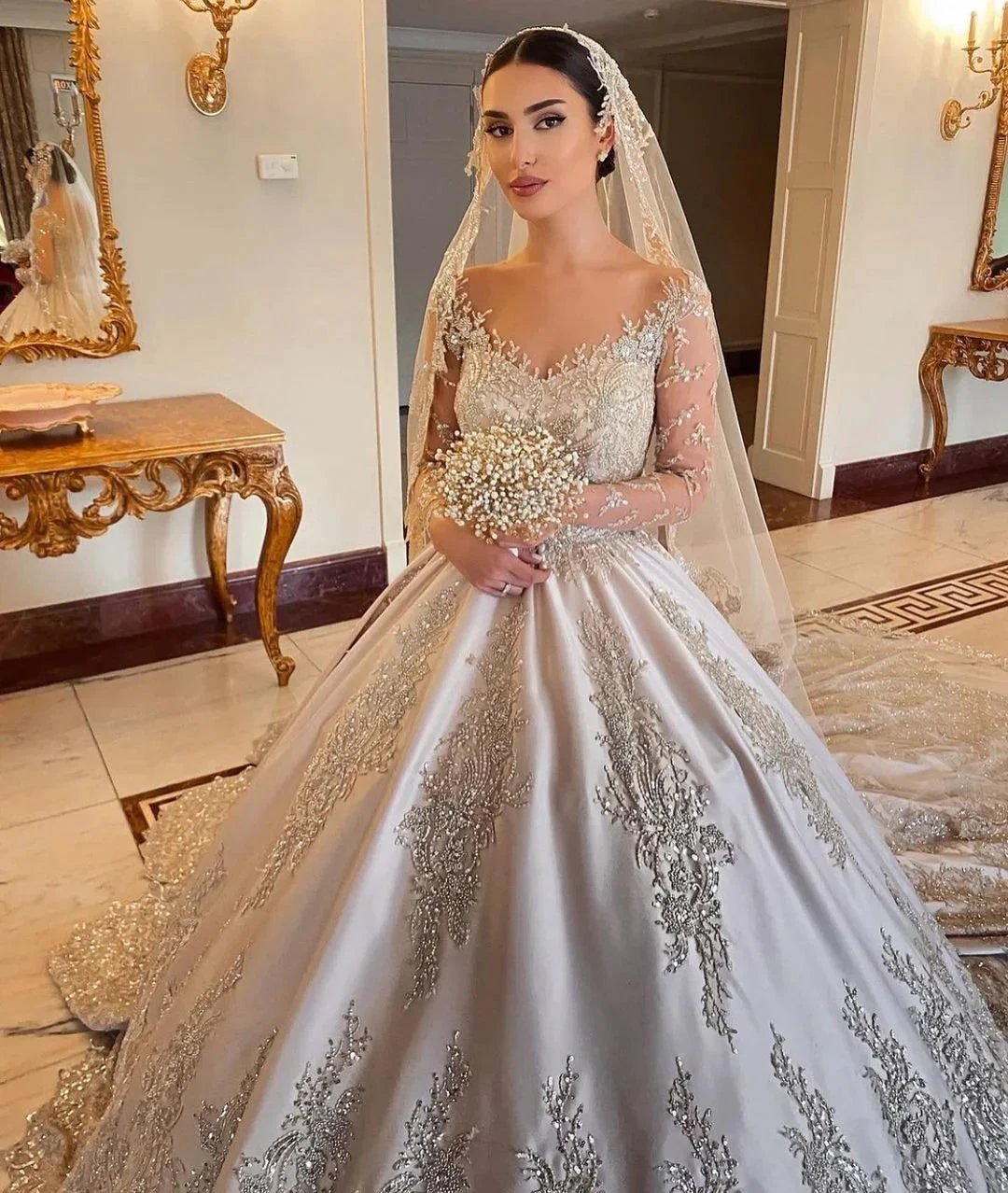 Gorgeous Long Princess Sweetheart Beading Pearl Satin Wedding Dress with Sleeves (ZD15051)