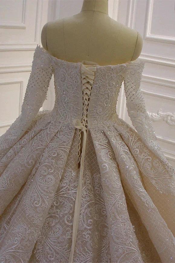 Gorgeous Long Sleeve Off the Shoulder Appliques Lace Ball Gown Wedding Dress (ZD15187)