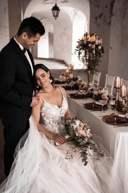 Gorgeous Spaghetti Straps Sleeveless A-Line Tulle Wedding Dresses with Pattern (ZD14653)