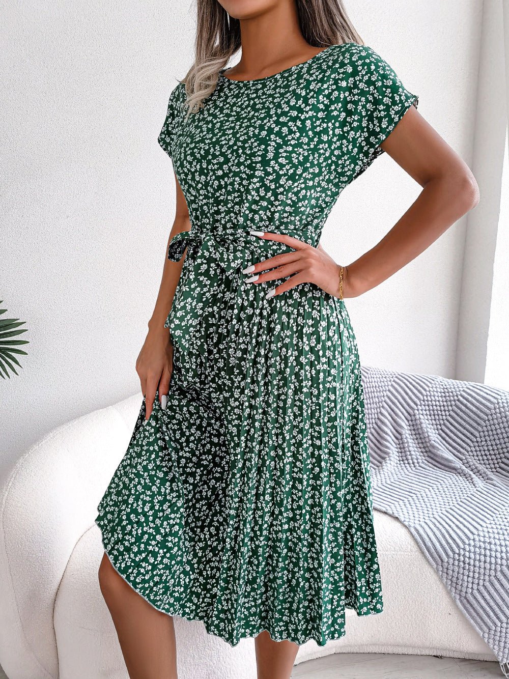 Paloma Elegant Summer Dress with Floral Print for Women Stylish Outfit