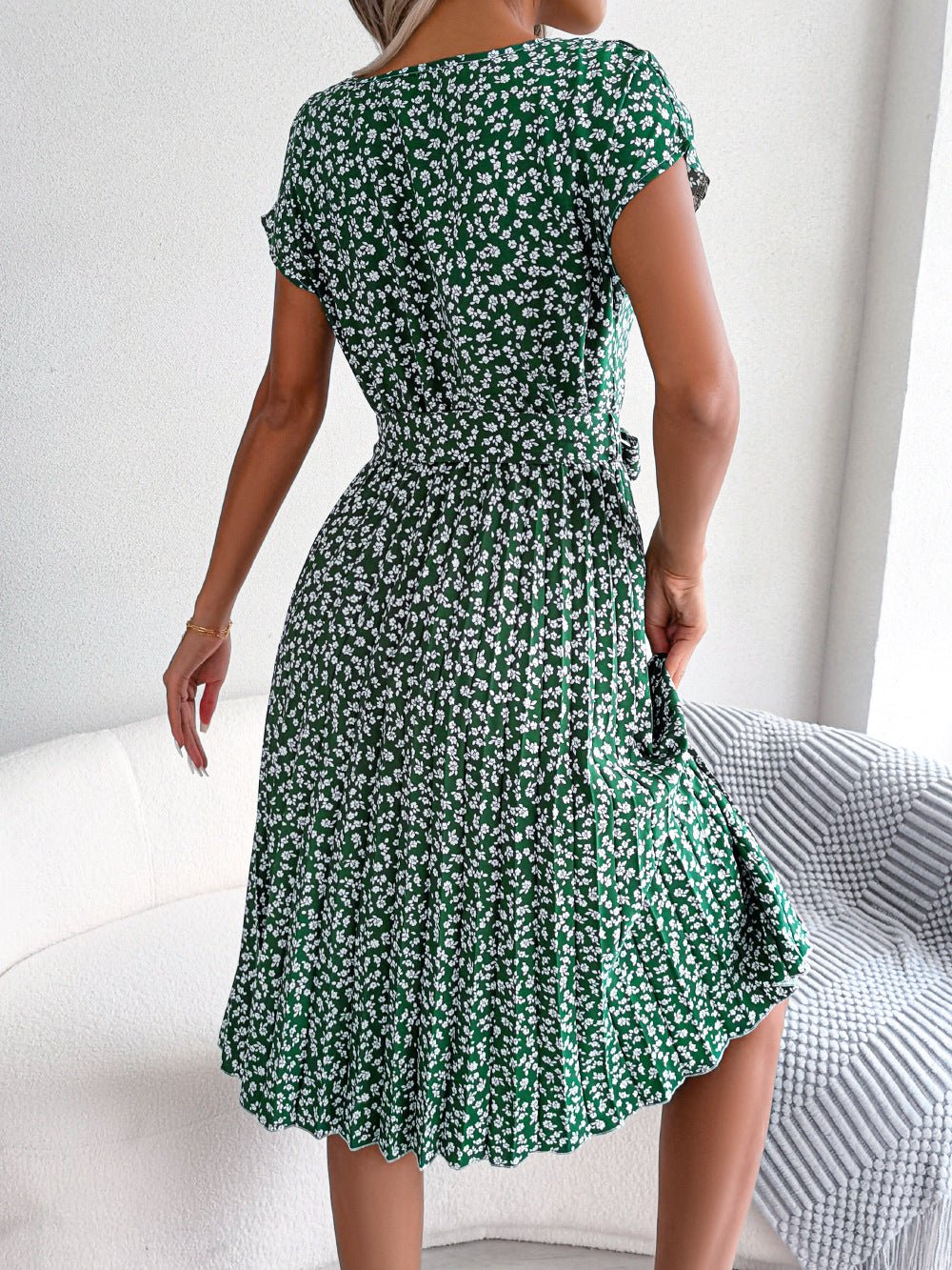 Paloma Elegant Summer Dress with Floral Print for Women Stylish Outfit