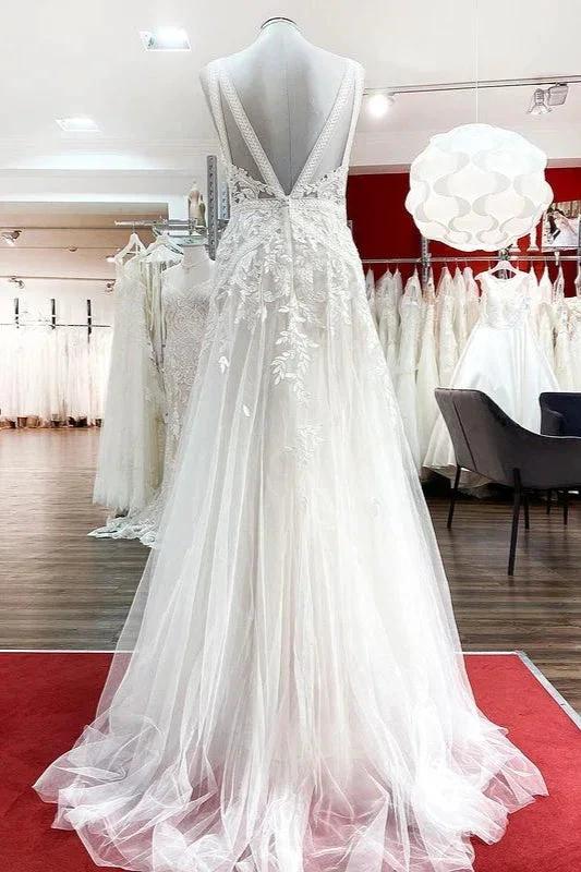 Long A-line Sleeveless Tulle Lace Appliques Open Back Wedding Dresses (ZD15262)