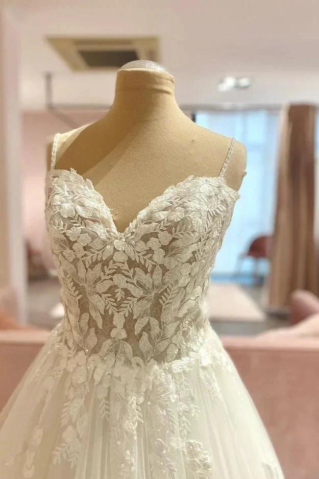 Long A-Line Spaghetti Straps Sweetheart Floral Lace Tulle Wedding Dress (ZD15222)