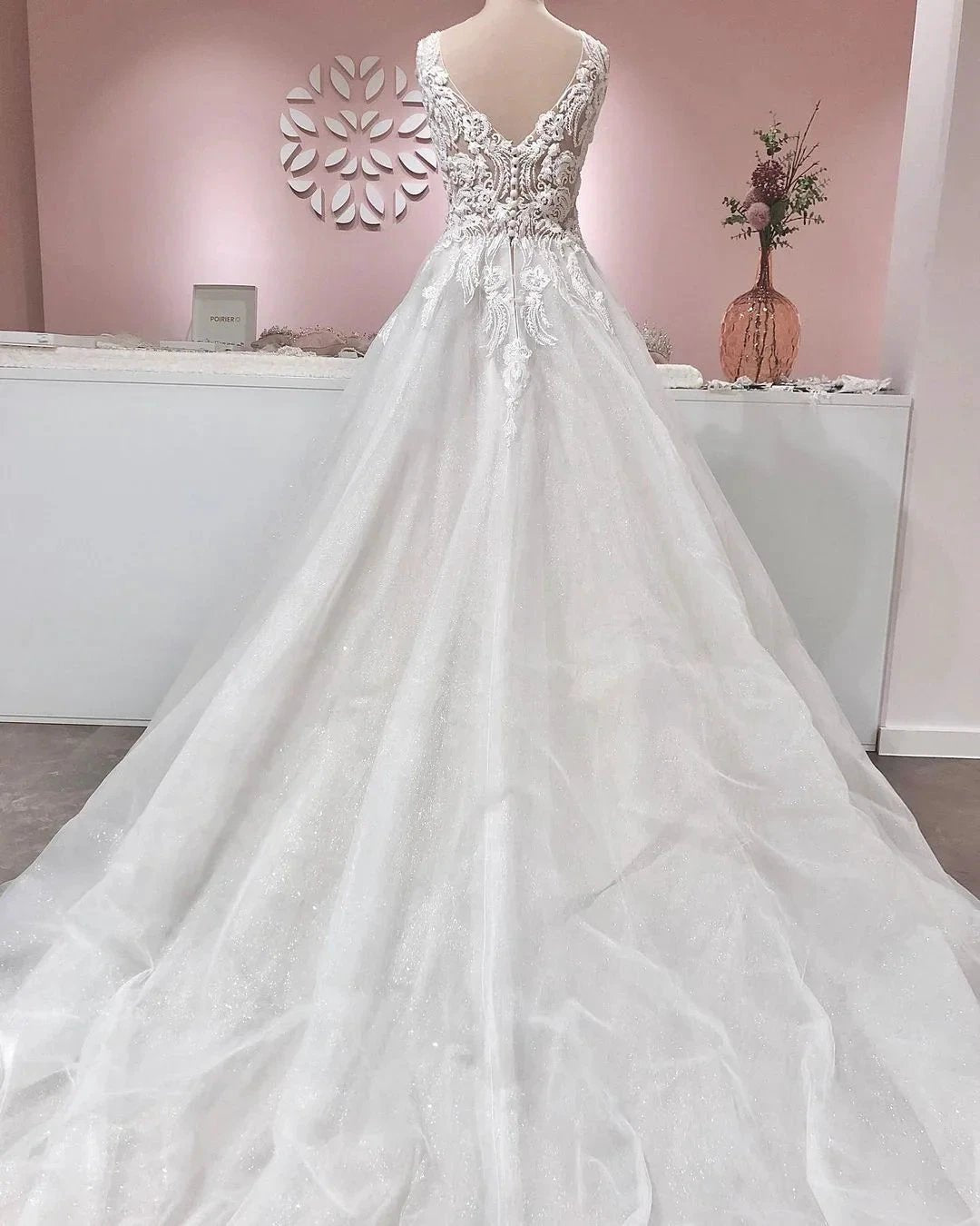 Long A-line V-neck Appliques Lace Backless Tulle Ruffles Wedding Dress (ZD15086)
