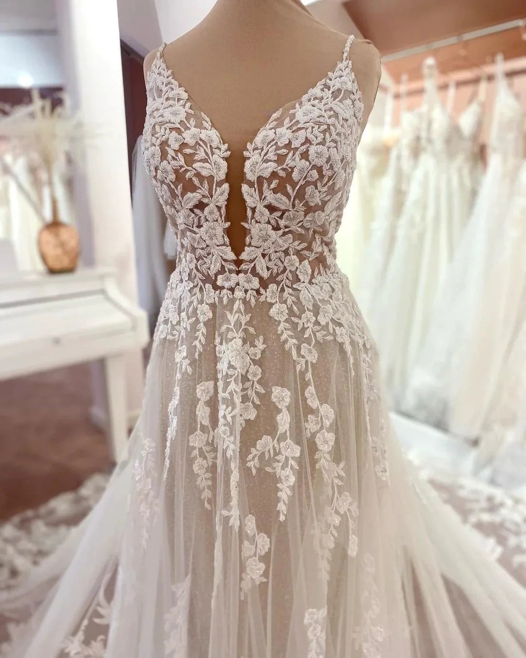 Long A-line V-neck Sleeveless Floral Lace Tulle Boho Wedding Dresses (ZD14418)