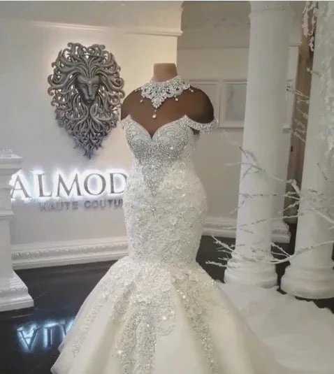 Long Mermaid Off-the-Shoulder Appliques Crystals Wedding Dress (ZD15979)