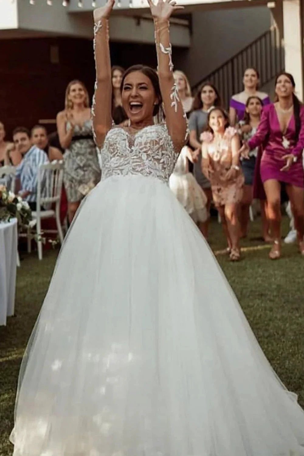 Long Sleeve A-line Sweetheart Tulle Lace Wedding Dress (ZD15990)