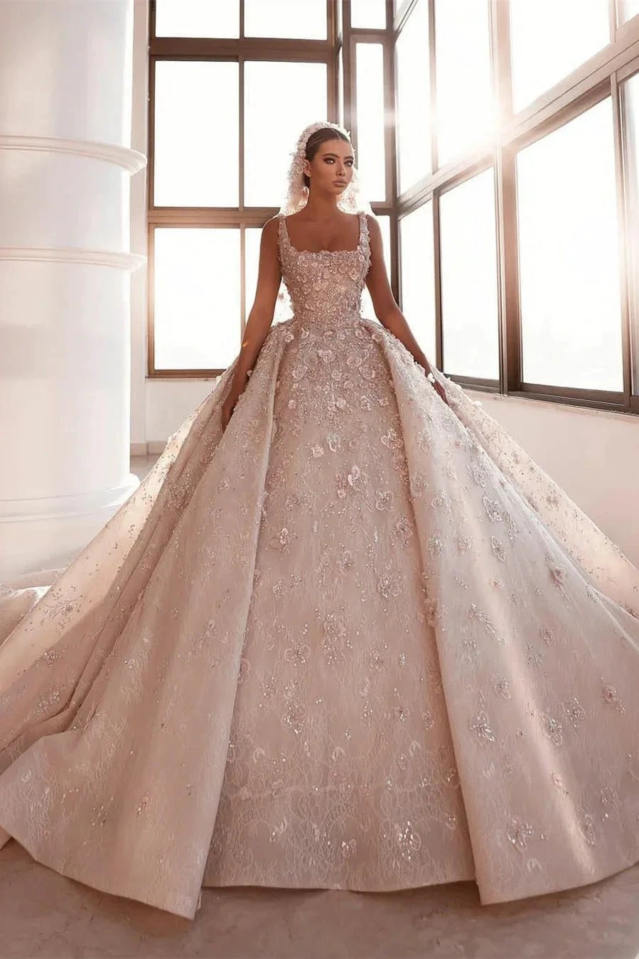 Luxurious A-line Appliques Princess Wedding Dresses With Detachable Train (ZD14648) - VelvetHem