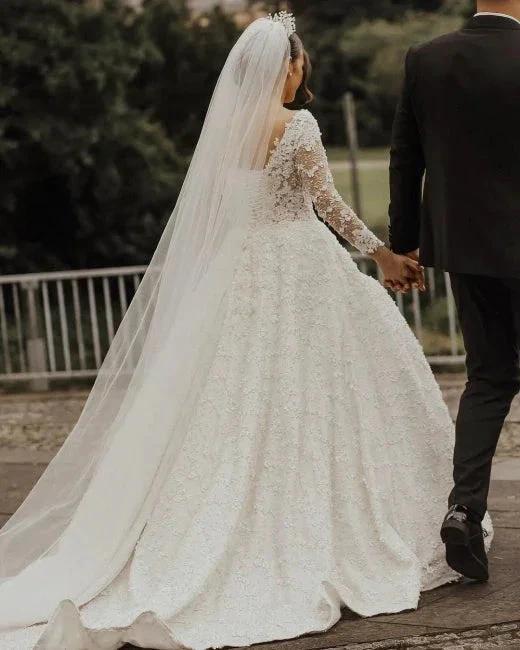 Luxury lace wedding dresses | A line wedding dresses with sleeves (ZD13912)