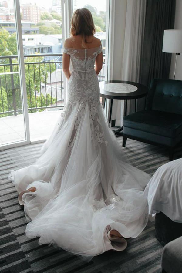 Mermaid Off-the-Shoulder Court Train Tulle Wedding Dress with Appliques (ZD15446)