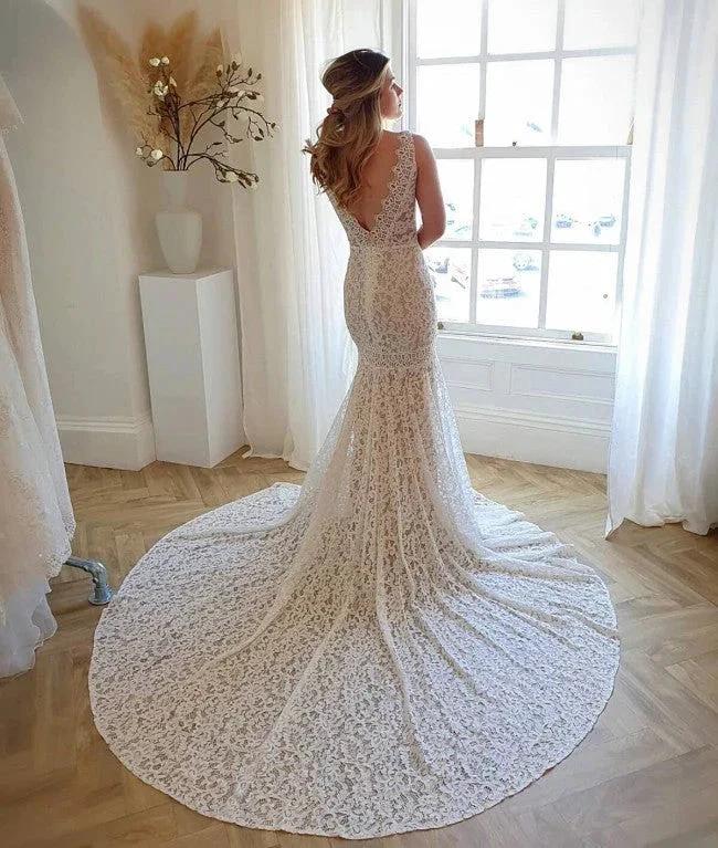 Modest Long Mermaid V-neck Open Back Lace Wedding Dress (ZD15166)