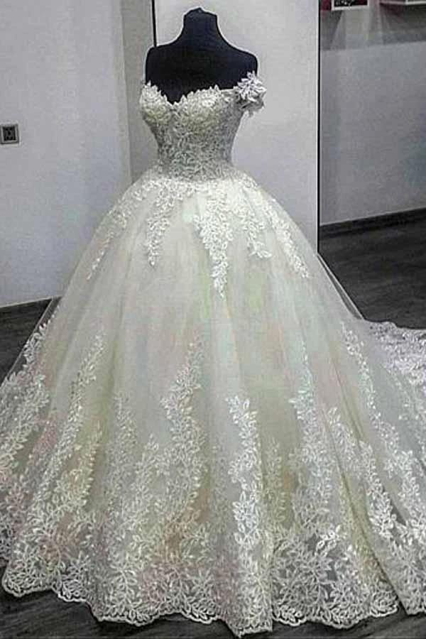 Off-the-shoulder Neckline Ball Gown Wedding Dress With Lace Appliques (ZD15409)