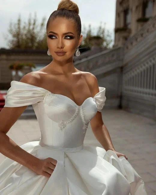 Off-the-Shoulder Sweetheart Ball Gown Satin Sleeveless Garden Bridal Dress (ZD14760)