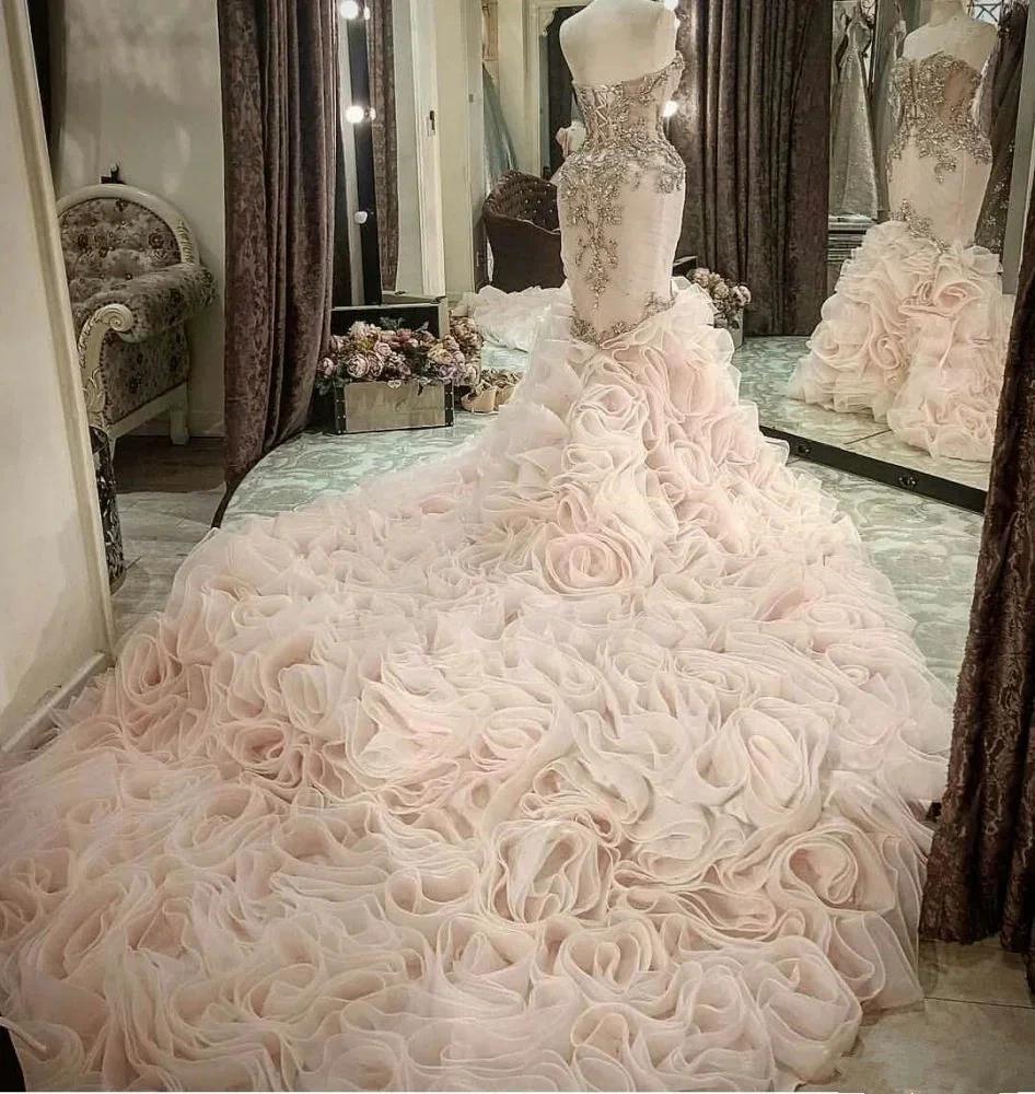 Plus Size Mermaid Crystal Lace Beads Sweetheart Long Train African Custom Made Ruffless Wedding Dress (ZD13823)