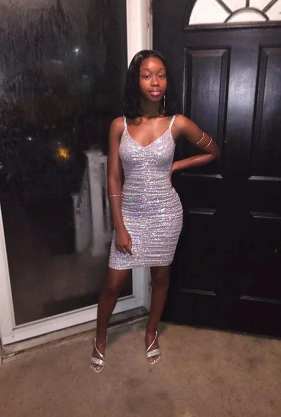 Gorgeous V Neck White Sequins Party Dress Cocktail Dress Short Homecoming Dress (ZD12442)