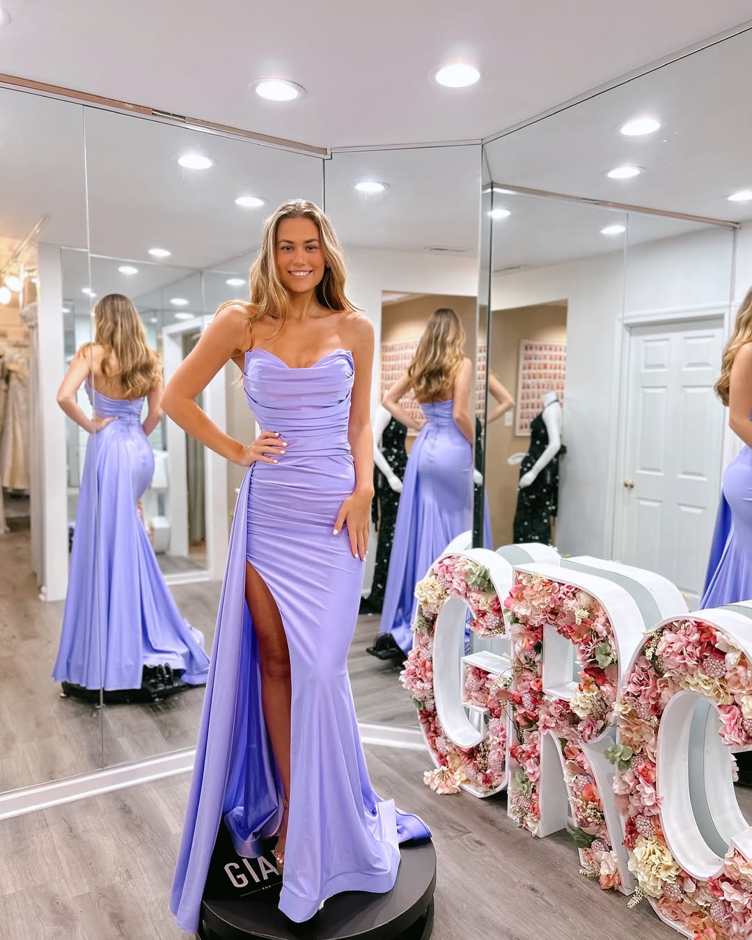 Classic Lilac Ruched Sweetheart Strapless Satin Evening Dress Formal Party Gown - VelvetHem