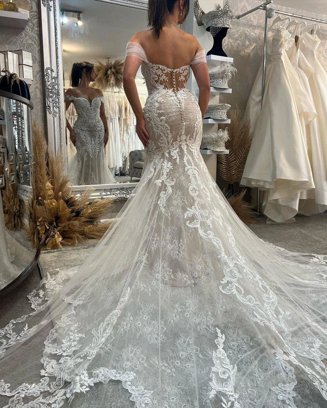 Sexy Floor Length Sweetheart Off-The-Shoulder Sleeveless Mermaid Lace Wedding Dress (ZD16493)