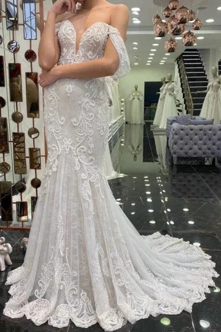 Sexy Off-the-shoulder Sleeveless Mermaid Floor-Length Lace Wedding Dresses with Brush Train (ZD14679)