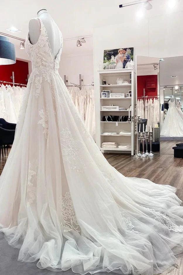 Simple Long A-line Tulle Lace V Neck Appliques Lace Open Back Wedding Dress (ZD15250)