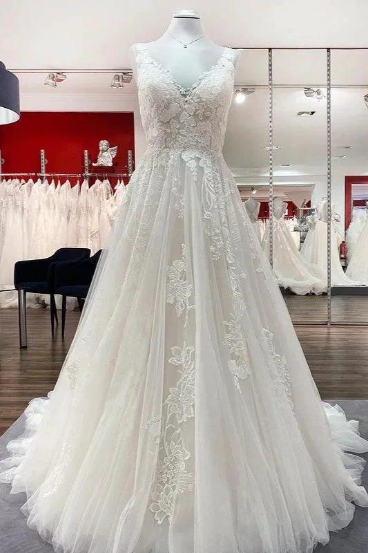 Simple Long A-line Tulle Lace V Neck Appliques Lace Open Back Wedding Dress (ZD15250)