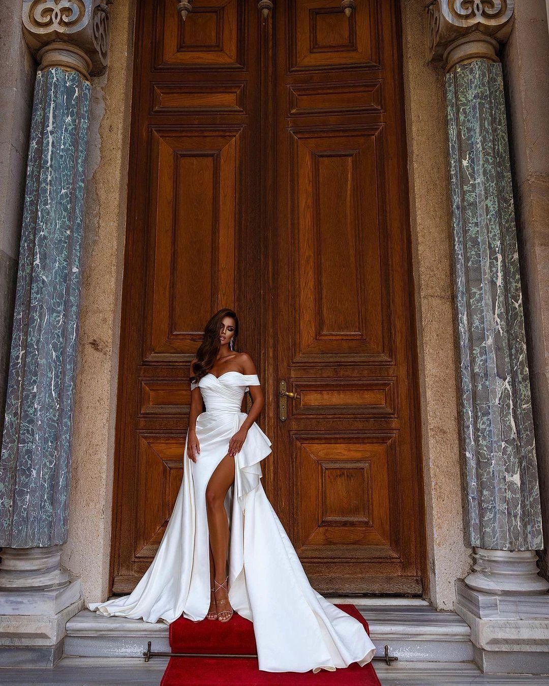 Simple Long Mermaid Off-the-shoulder Satin Wedding dress with slit (ZD15203)
