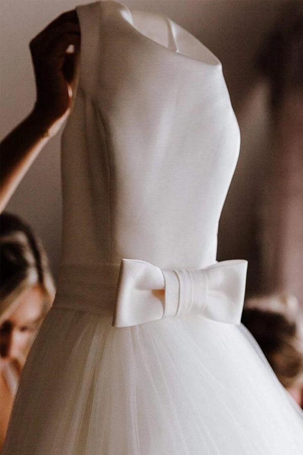 Simple Modest Ivory Tulle Wedding Gowns Backless Wedding Dress (ZD16030)