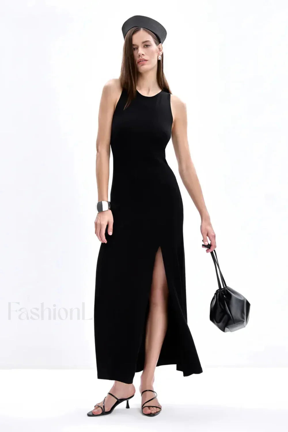 Sleeveless Split Bodycon Dress with Relaxed Fit and Modern Casual Wear