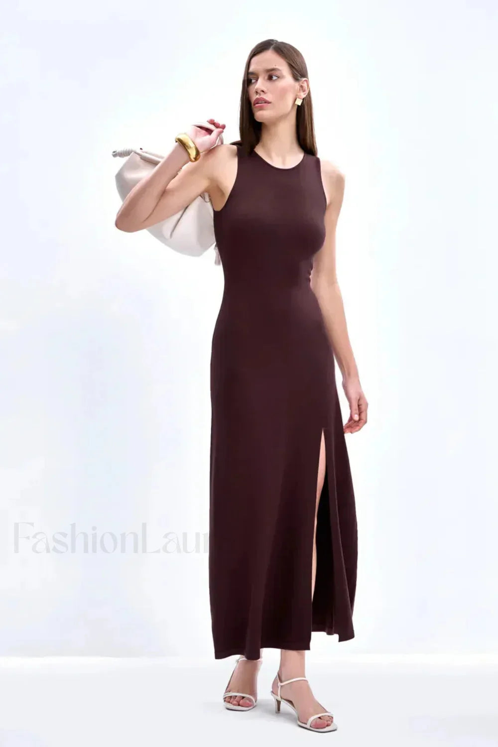 Sleeveless Split Bodycon Dress with Relaxed Fit and Modern Casual Wear