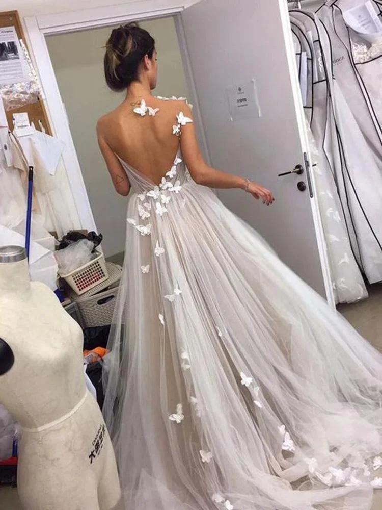 Sweet A-line V Neck Open Back Tulle Ivory Wedding Dresses with Appliques (ZD15297)