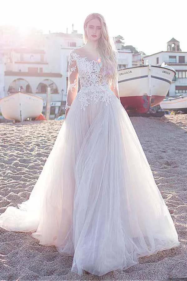 Tulle Scoop Neckline  A-line Wedding Dress With Lace Appliques (ZD16038)