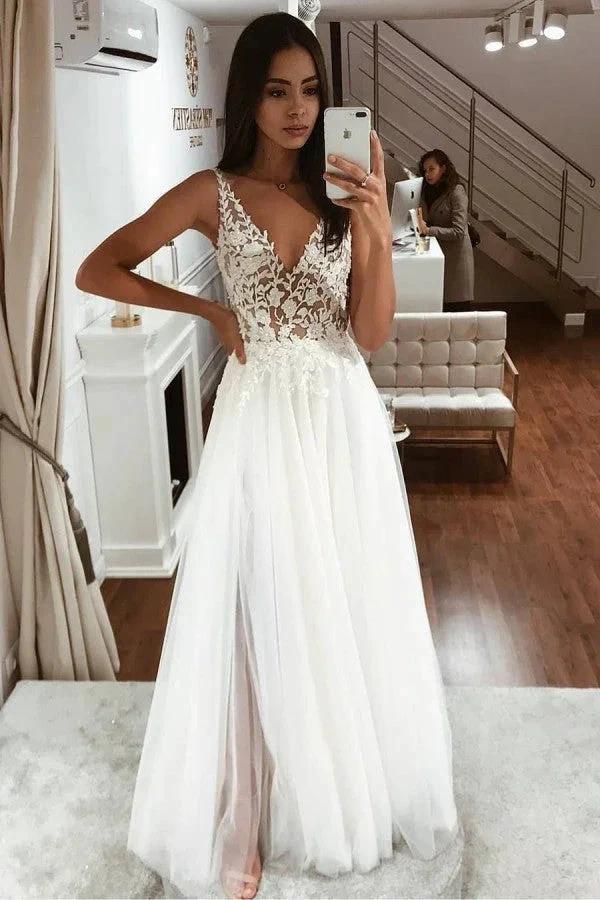 V-Neck Sleeveless Lace Tulle Beach Wedding Dress (ZD13821) - VelvetHem